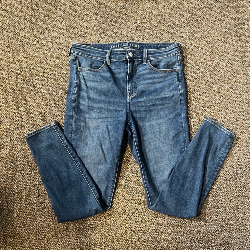 American Eagle Outfitters Hi-Rise Jeggings